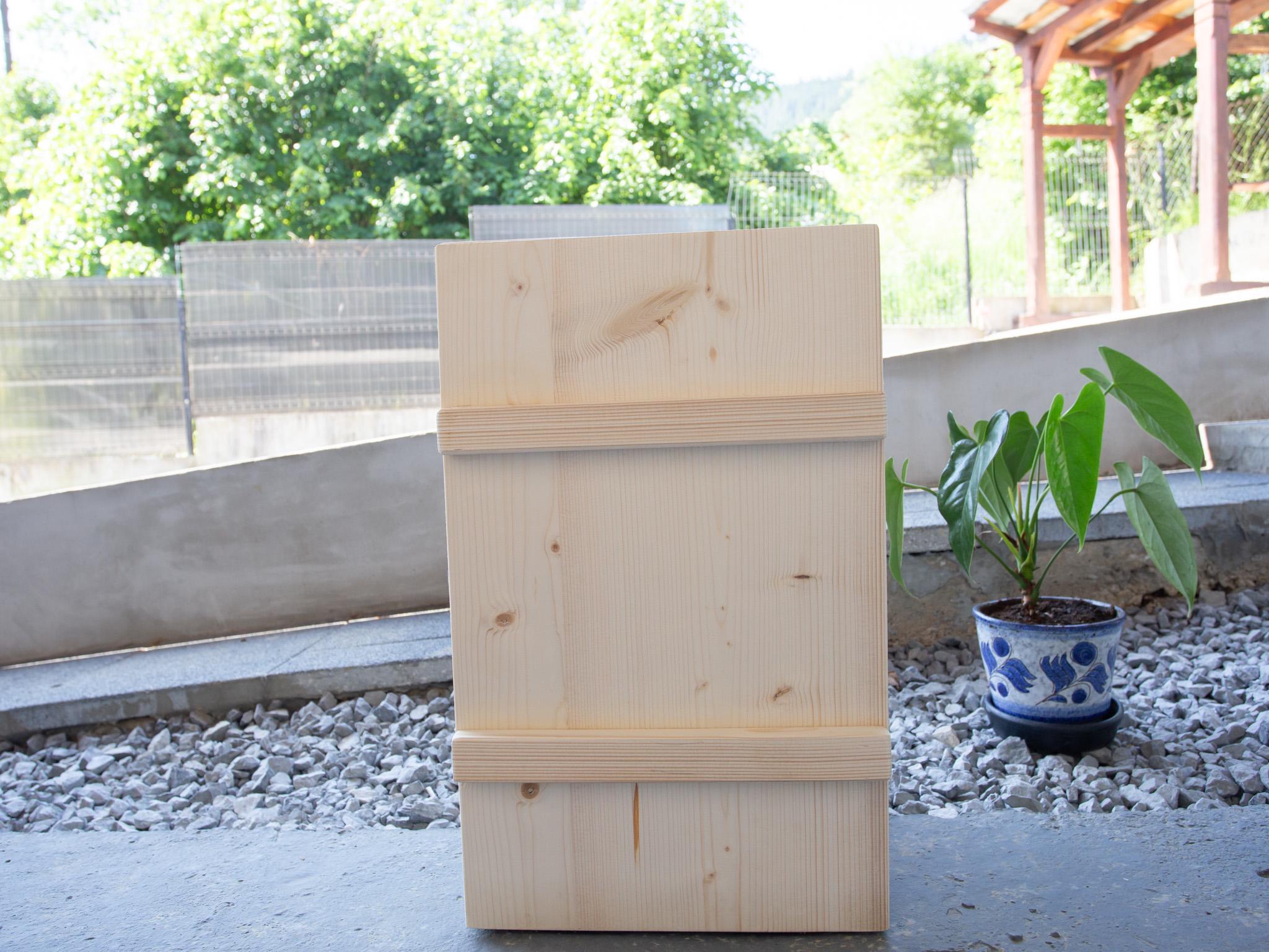 Dulap rustic pentru gradina