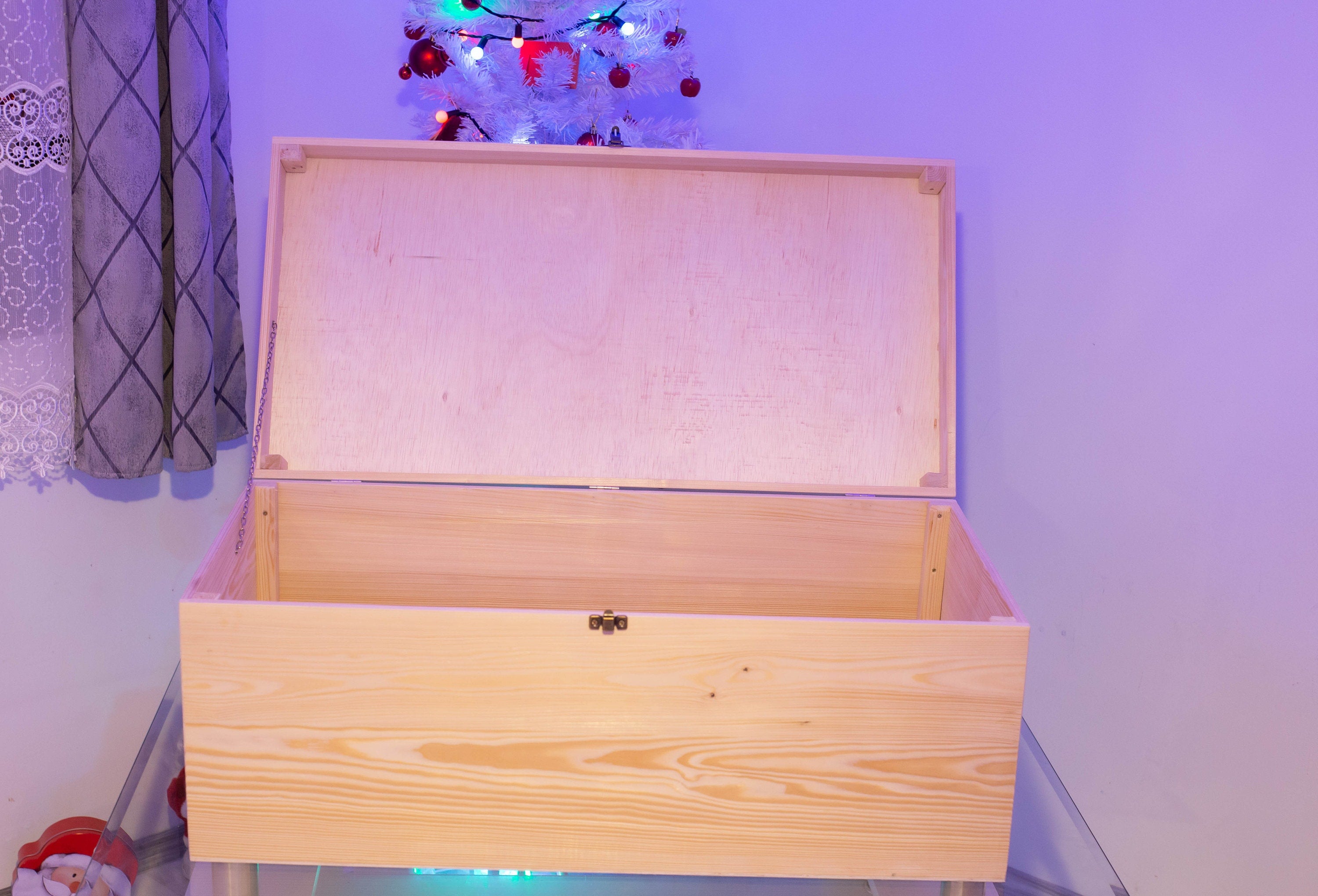 Cufăr din lemn pentru depozitarea jucăriilor – 87 × 35 × 40 cm