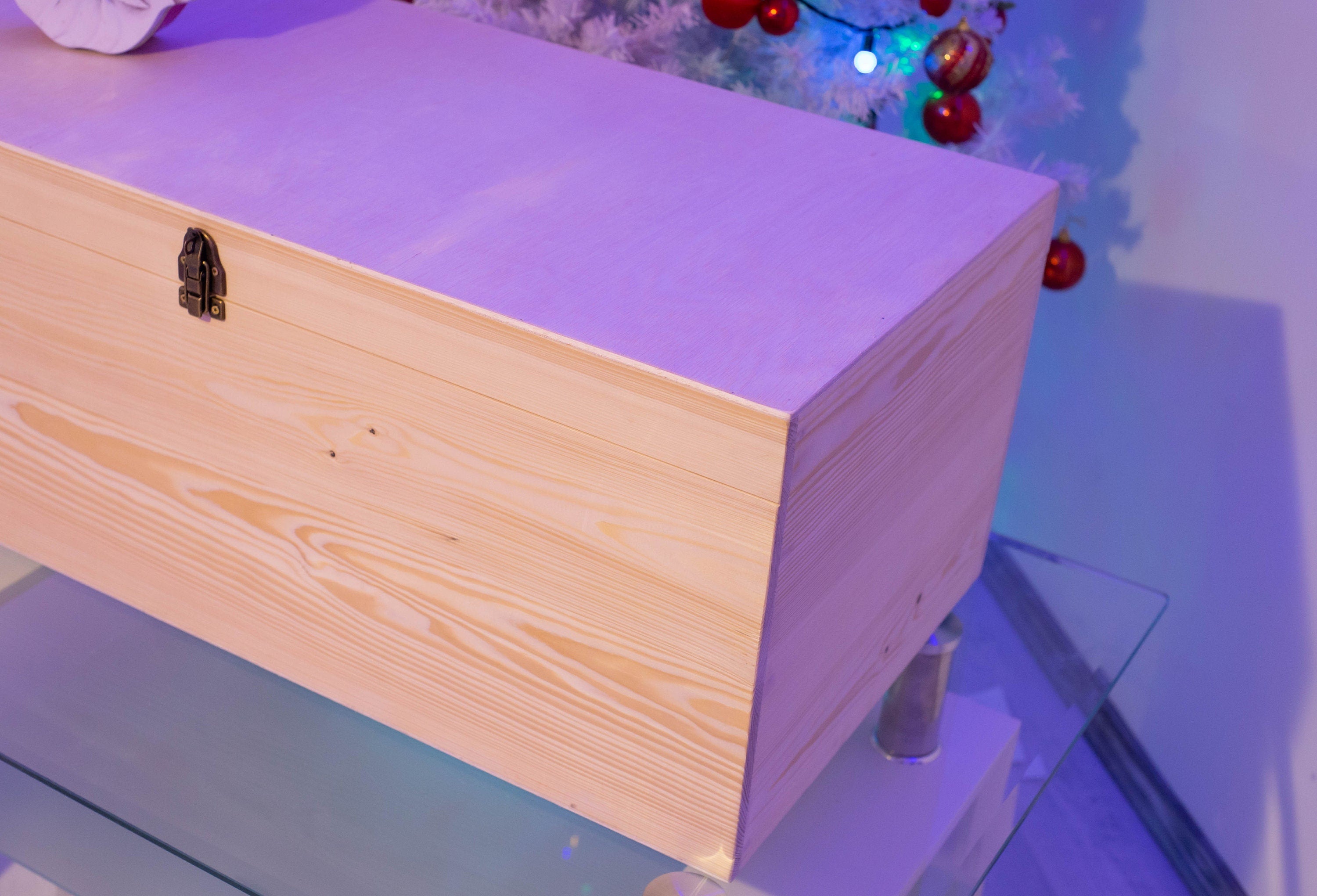 Cufăr din lemn pentru depozitarea jucăriilor – 87 × 35 × 40 cm